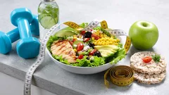 Ritrova la tua linea ideale e riduci il gonfiore: 3 bevande e 2 regole